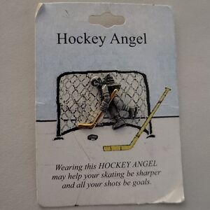 Hockey Angel Pin with Net Design